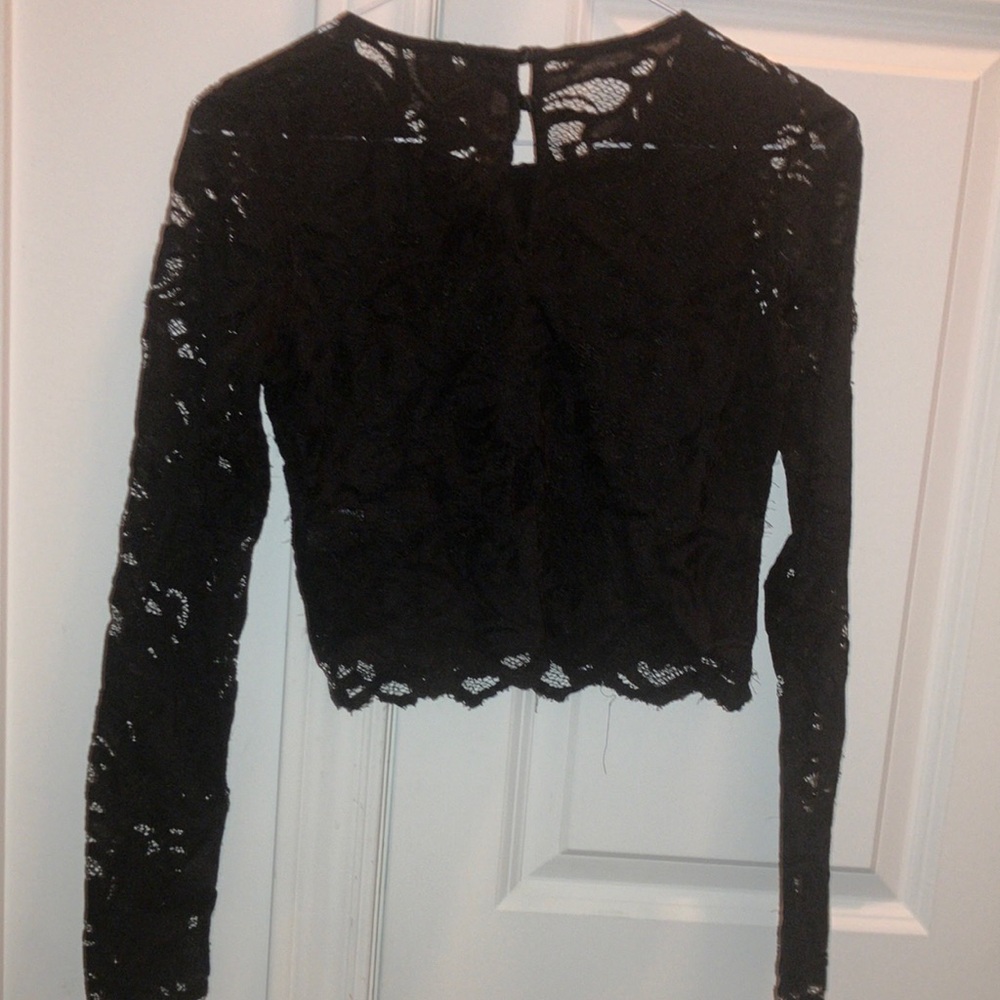 Elegant Black long sleeves crop Lace Top - Picture 3 of 8